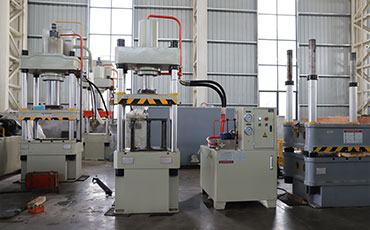 液壓機(jī)廠家為啥要測四柱液壓機(jī)的垂直度和平行度？
